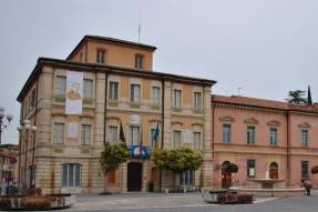 Municipio con fontana 2